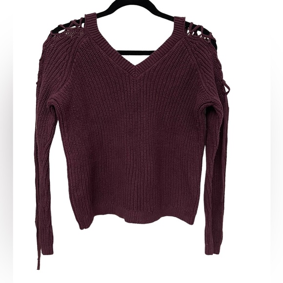 La Hearts Tops - 3 For $15‼️ BUNDLE & SAVE L.A Hearts Burgundy Long Sleeve Size XS